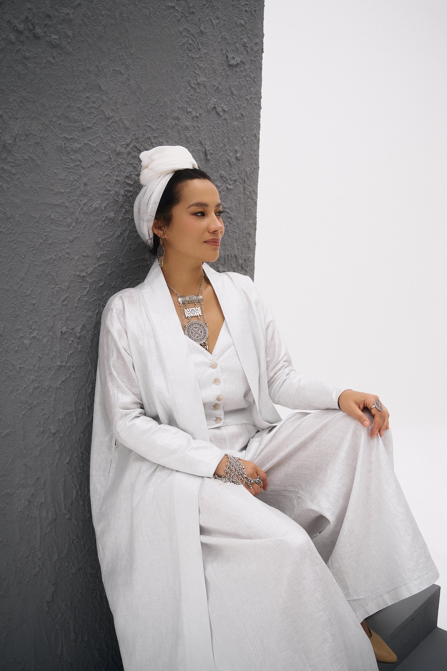 ABAYA CARDIGAN | GLOSSY WHITE